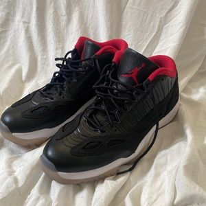 Air Jordan retro 11 IE. Men’s size 12. No box excellent condition.